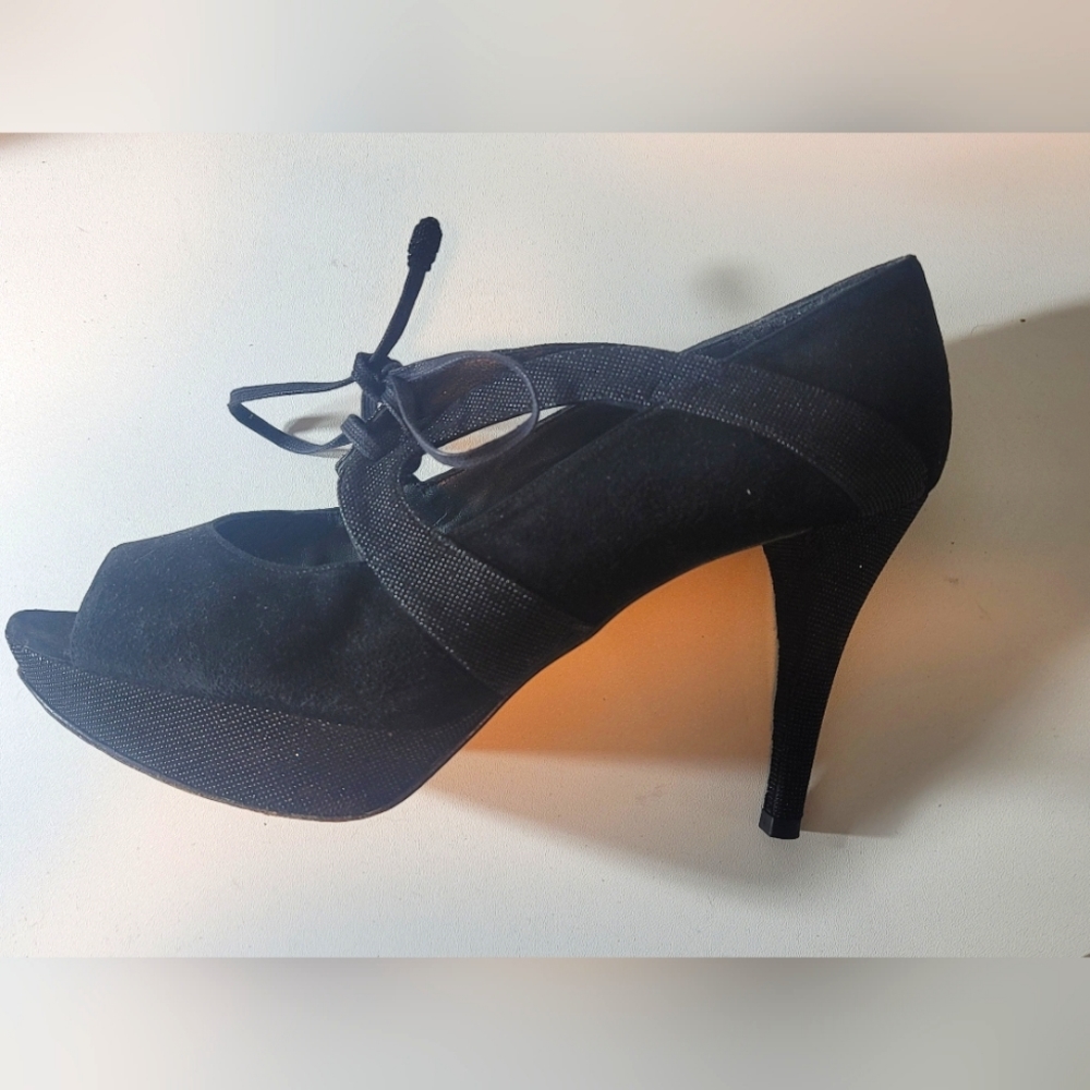 Stuart Weitzan Open Toe With Front Tie Pump - image 1